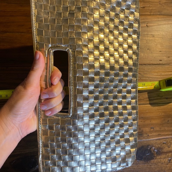 Sals Fifth Avenue Leather Gold Clutch - Picture 6 of 6